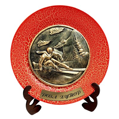 Тарелка сувенирная с 3D вставкой из гипса Лыжник Роза Хутор, Сочи 30666 - фото 83824