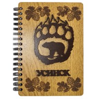 Блокнот деревянный с накладными элементами Медведь в лапе вид 1 с символикой Усинска 50 листов