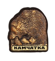 Магнитик из гипса Медведь с рыбой и логотипом города Камчатка артикул 30492