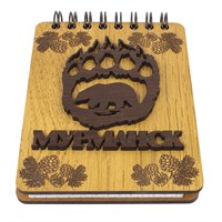 Магнит - блокнот деревянный А7 с гравировкой и накладными деталями Медведь в лапе с символикой Мурманска 50 листов - фото 75233