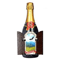 Сувенирный магнит с подвижными деталями Бутылка вина с символикой Вашего города - фото 81481
