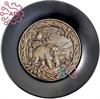 Тарелка сувенирная с 3D вставкой из гипса Медведь с совой 34789 34789