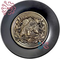 Тарелка сувенирная с 3D вставкой из гипса Медведь 34858 34858