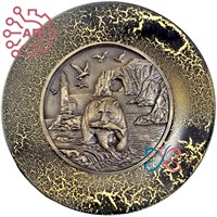 Тарелка сувенирная с 3D вставкой из гипса Медведь с рыбой и маяк 34922 34922